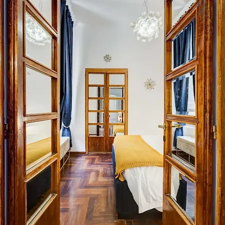 New Spanish Square - Romedreamhome Roma