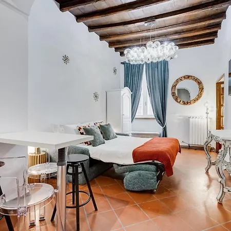 Apartamento New Spanish Square - Romedreamhome *