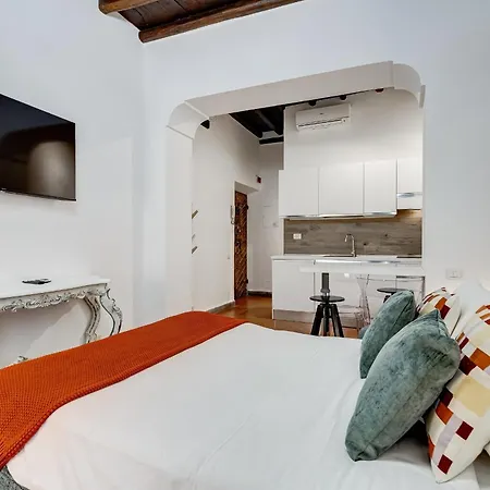 New Spanish Square - Romedreamhome