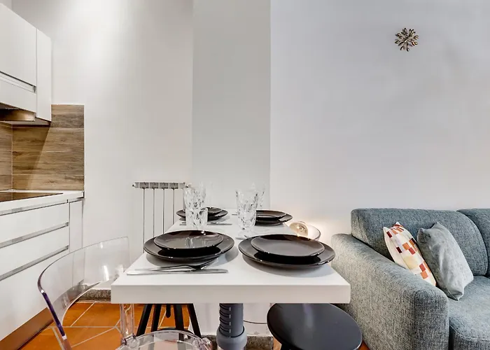 Appartement New Spanish Square - Romedreamhome *