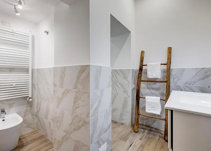 New Spanish Square - Romedreamhome