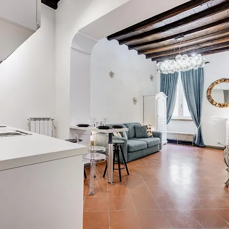 New Spanish Square - Romedreamhome *
